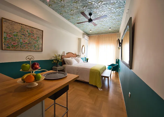 Rastoni Suites Near Acropolis At Tsatsou Street